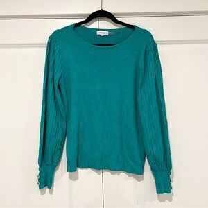 Calvin Klein Women's Crewneck Sweater in Teal. Ribbed Sleeves Silver Button Sz M